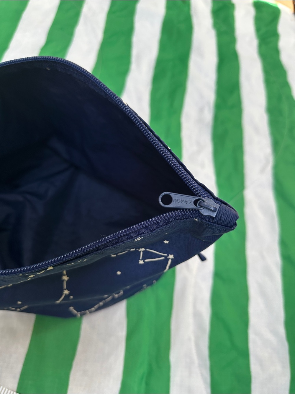 BAGGU large go pouch in constellation print - Picture 3 of 4